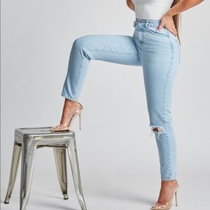 Boa ripped mom jeans Because of Alice